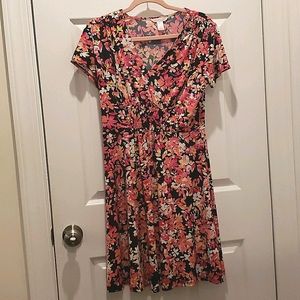 Short sleeve stretch floral dress
